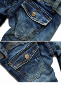Эффектно декорированные узкие джинсы